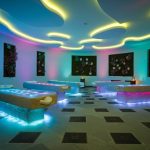 Créer une ambiance lumineuse magique avec des éclairages LED pour spas